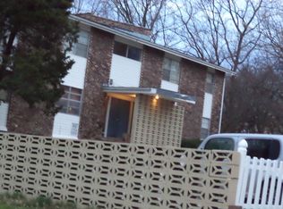 310 S Spring St APT 8, Independence, MO 64050