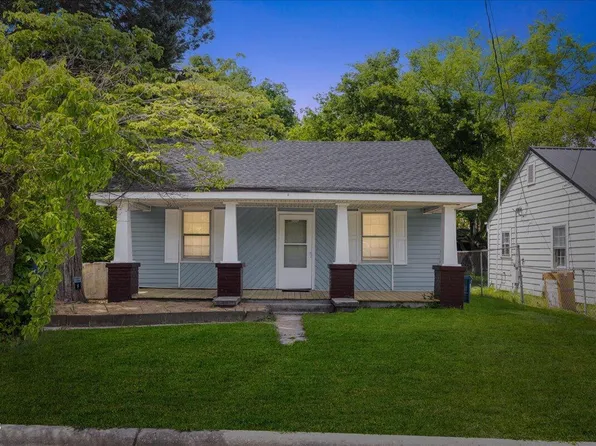 512 S King St, Fayetteville, NC 28301