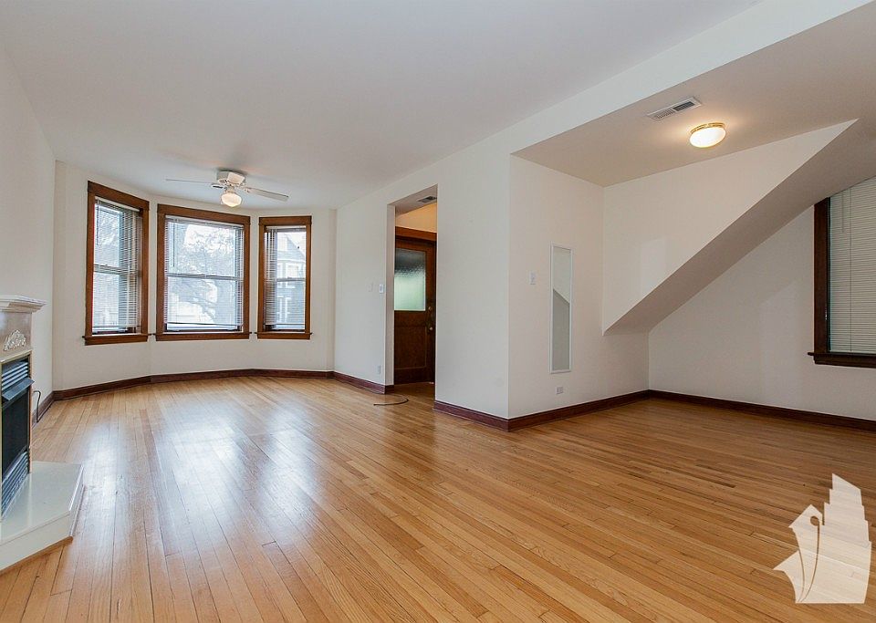 1st image of 4612 N Claremont Ave #1B