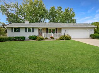 841 Louise Rd, Neenah, WI 54956