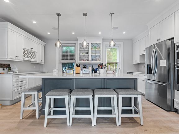 5th image of 83 Main St #1C