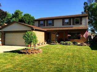 16143 Haverhill Dr, Macomb, MI