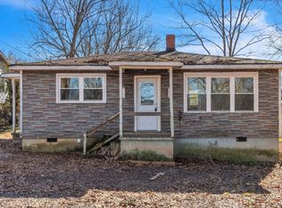 607 N 2nd St #C, Easley, SC 29640