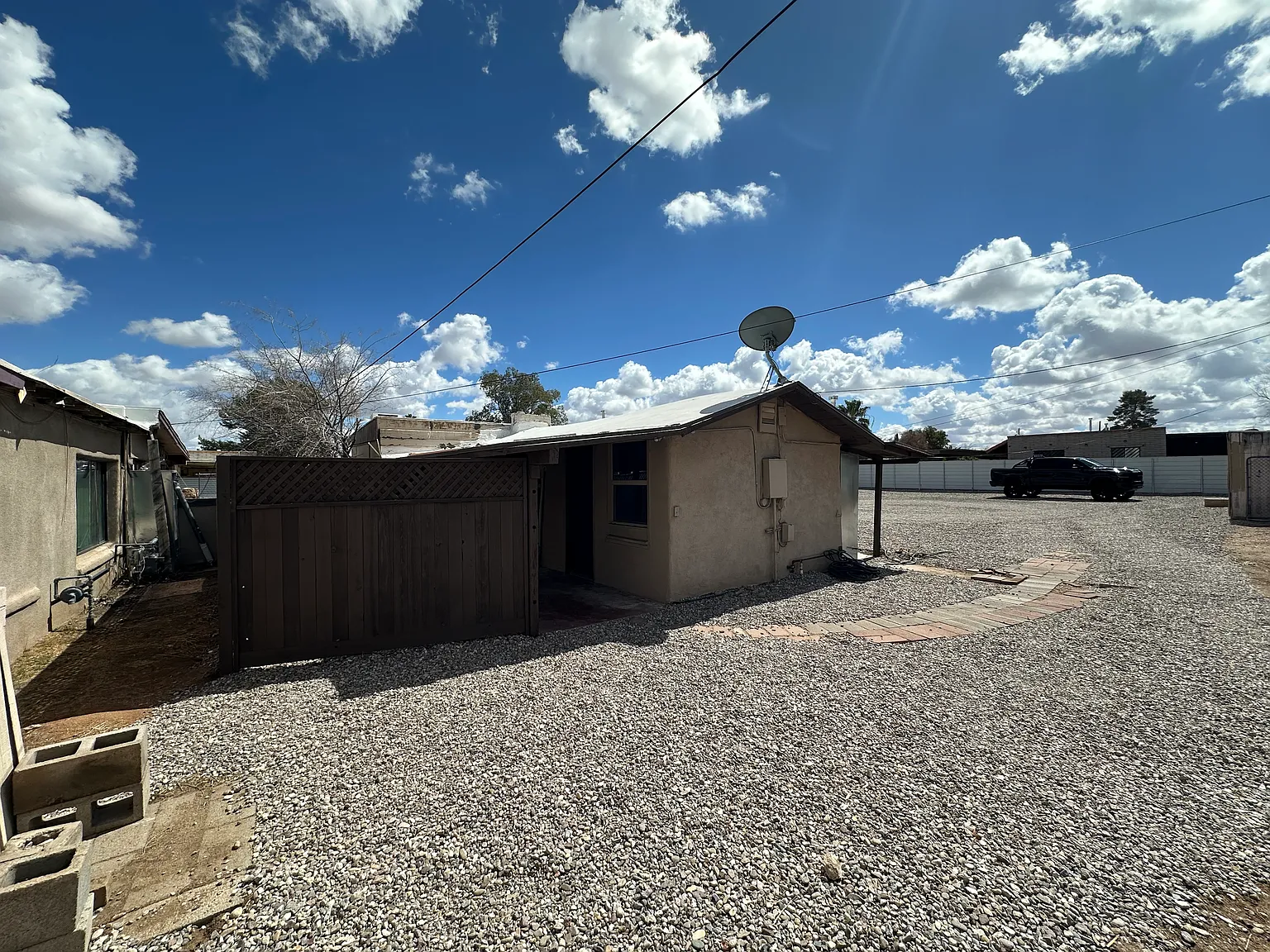 1 bed, 700 sqft, $850 — Photo 3