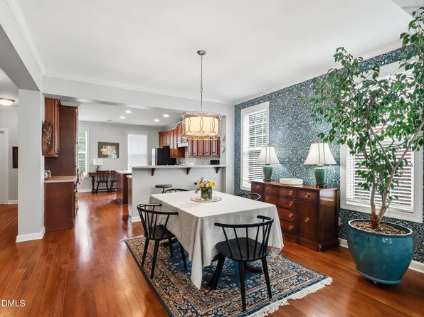 351 Bridgegate Dr, Cary, NC 27519