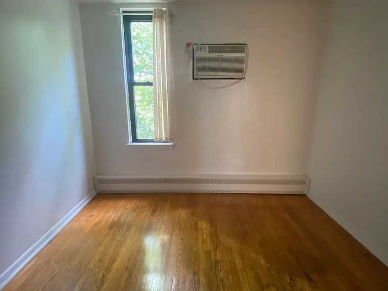 4520 Springfield Ave #C4 — Photo 5