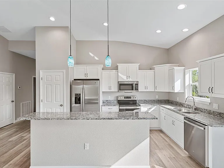 224 Cessna Way NW — Photo 34