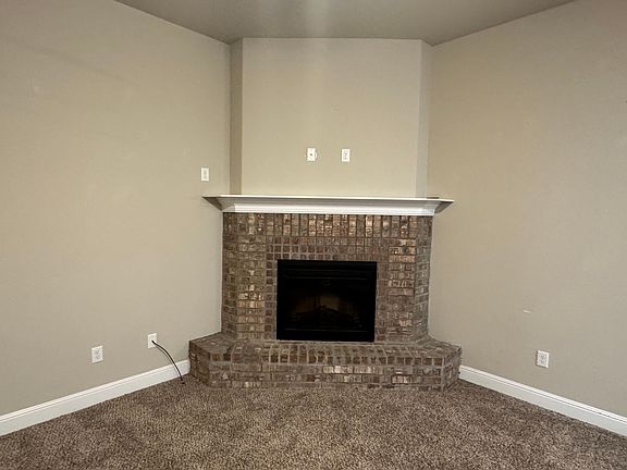 4th image of 1153 Canyon Gate Dr