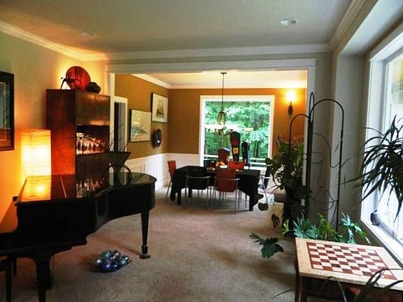 4th image of 8824 96th St NW