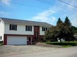 3 Ann St, Lewiston, ME 04240