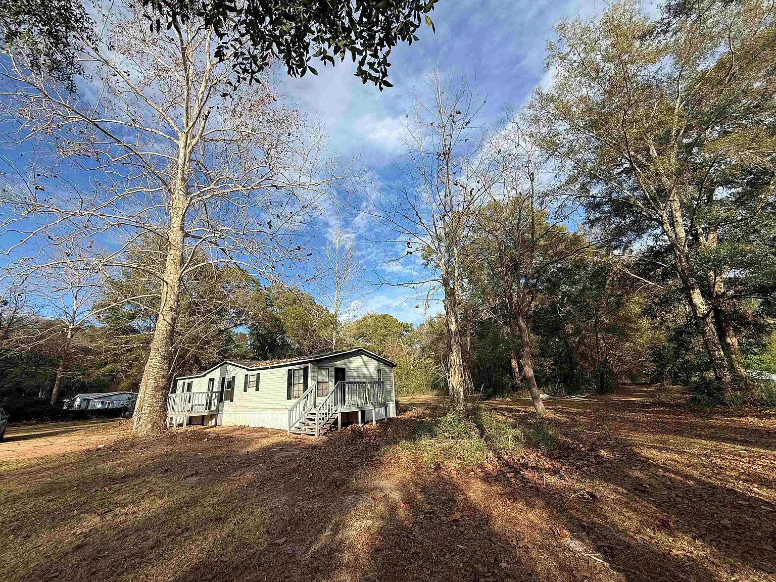 3 bed, 1176 sqft, $1,650 — Photo 2