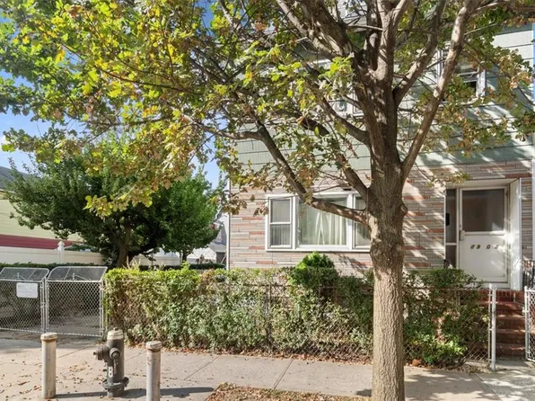 8908 182nd Street, Hollis, NY 11423