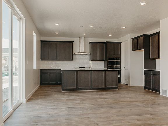 3rd image of 2241 E Granite Ln