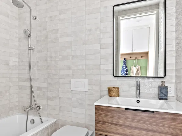 489 Seventh Avenue image 8 of 10