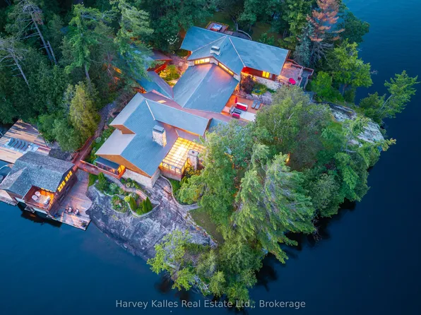 1220 Parkers Point Rd #3, Gravenhurst, ON P1P 1R2