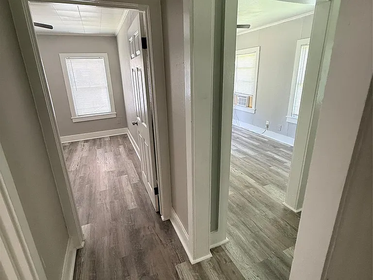 121 S Willow St — Photo 10