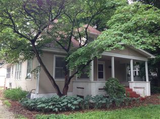 706 E Oregon St, Urbana, IL 61801