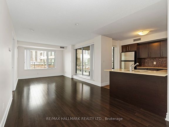 4th image of 253 S Park Rd #308