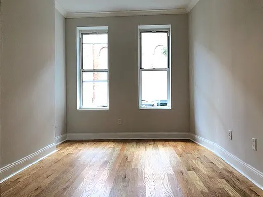 Rented by Lang Realty LLC | media 8