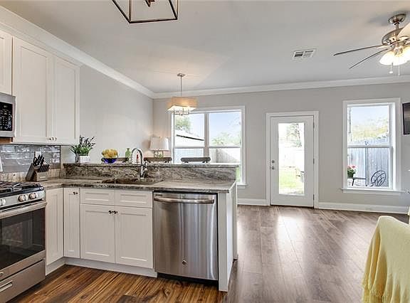 4th image of 3729 Derbigny St