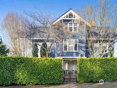 1100 E Newton Street, Seattle, WA, 98102