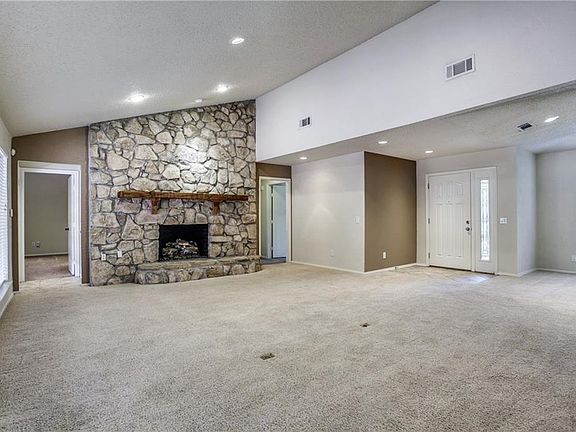4th image of 6020 Daven Oaks Dr