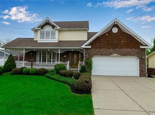 6675 Rohr St, Niagara Falls, NY 14304