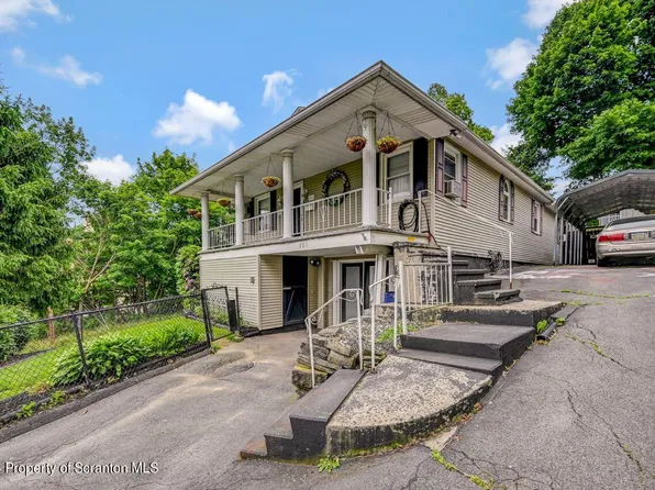 201 Barrett St, Clarks Summit, PA 18411