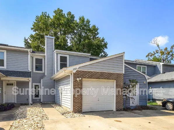 2305 Merl Cir, Virginia Beach, VA 23455