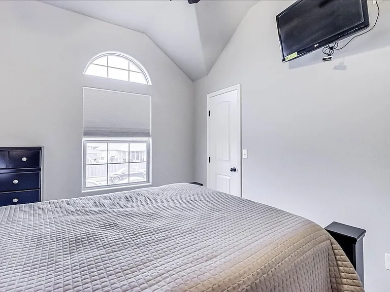 7809 Pavo Real St — Photo 60