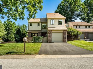 30 Scott Ct, Chesterbrook, PA 19087