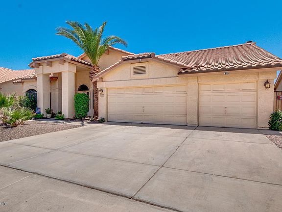 3rd image of 10933 W Citrus Grv