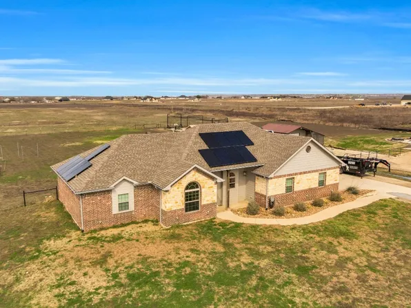 319 N Armstrong Rd, Venus, TX 76084