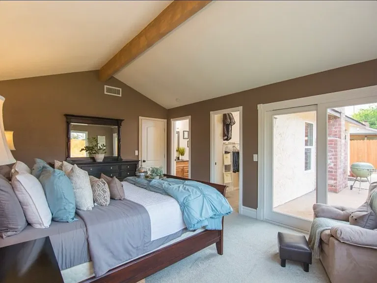 7838 Tabare Ct — Photo 14