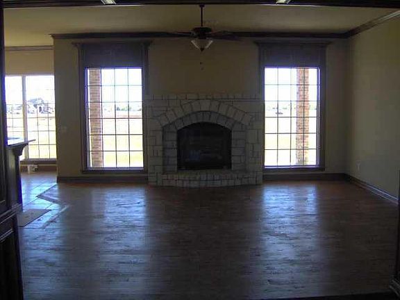 3rd image of 6436 SE 160th Pl