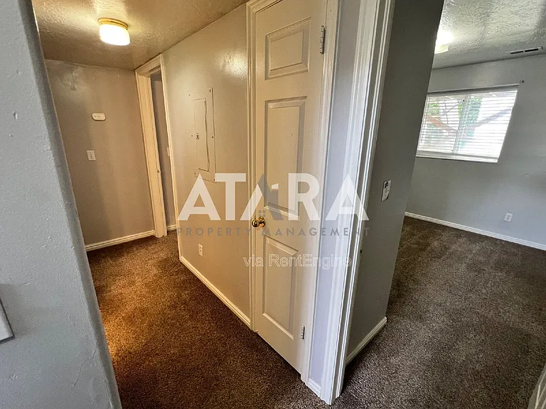 334 Childs Ave — Photo 21