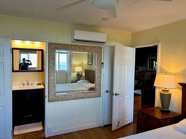Master Bedroom with private bathroom and AC
