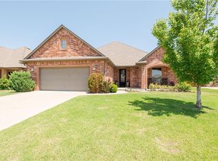 10322 Sunset Blvd, Oklahoma City, OK 73120