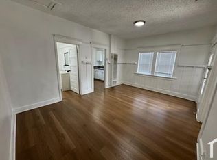 626 W Vernon Ave, Los Angeles, CA 90037