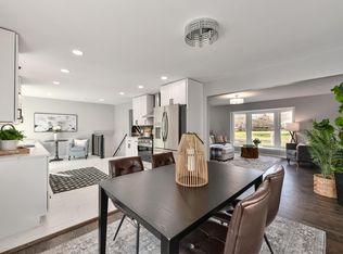 3380 Nassau Dr, Brookfield, WI 53045