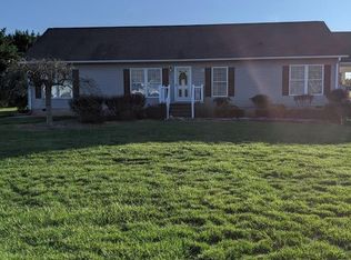 271 Hall Rd, La Crosse, VA 23950