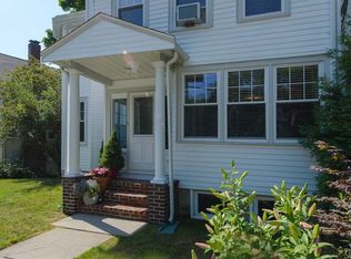 3 Sherman St, Lexington, MA 02420