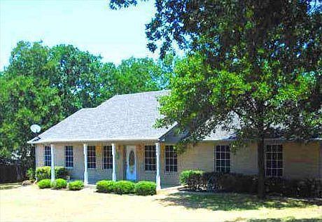 1st image of 308 Alvarado Oak Dr