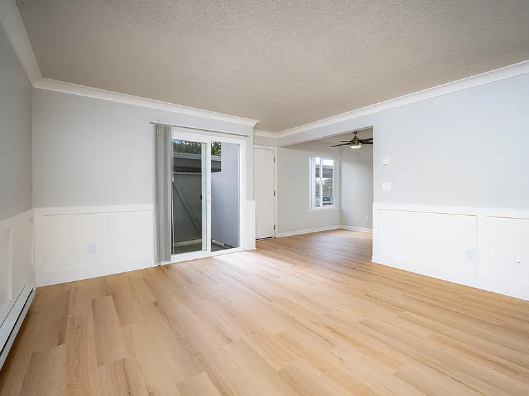 Breakwater 2 Bed Breakwater 2 Bed