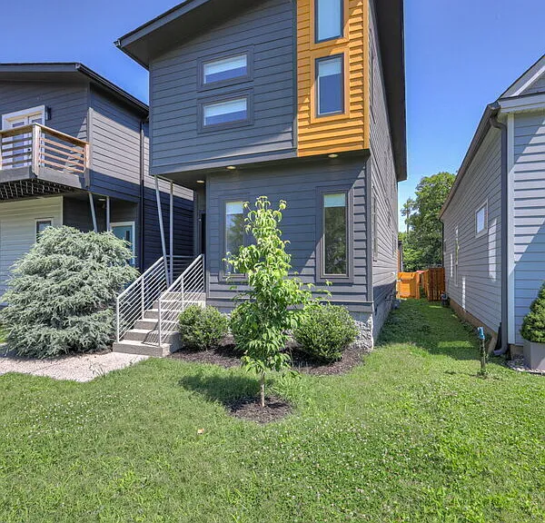 5006A Indiana Ave — Photo 4