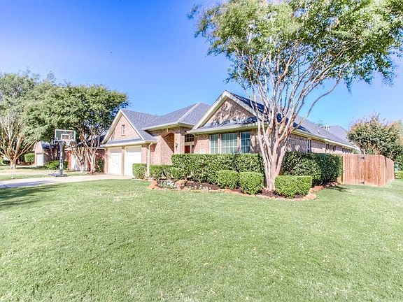 3rd image of 6704 Briarwood Dr