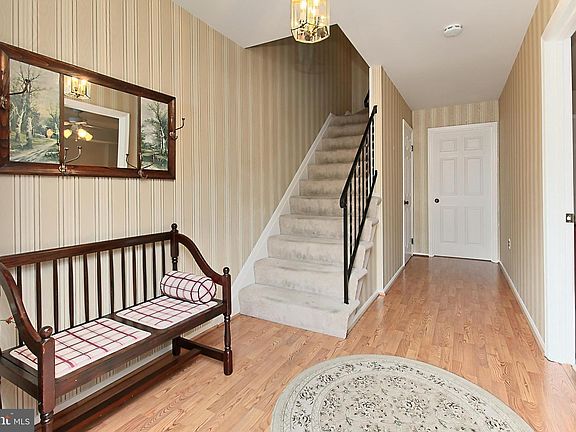 3rd image of 6608 Burlington Pl Suite 6608