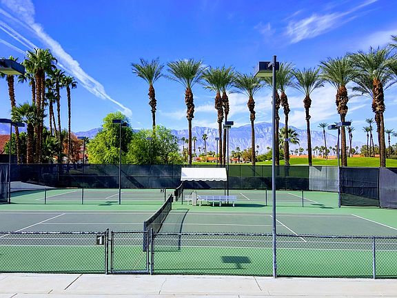 Tennis/Pickleball courts