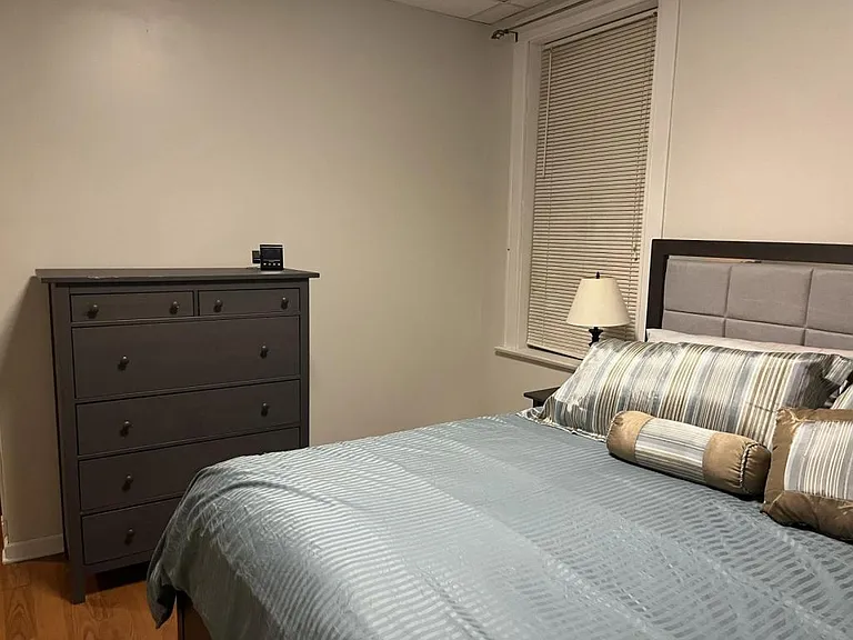 736 Dover Pl #1F — Photo 5