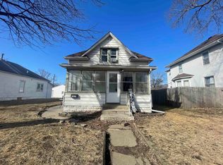 1027 Lincoln St, Waterloo, IA 50703